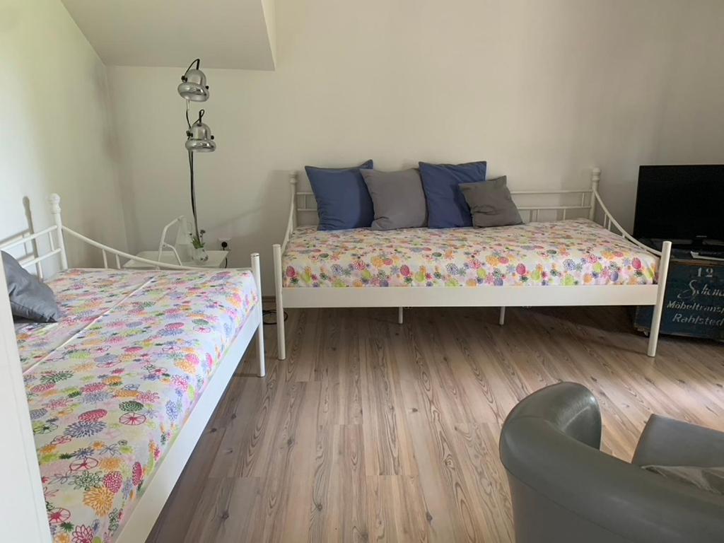 Ferienwohnung gleisberg3 - Südliche Weinstrasse Billigheim-Ingenheim Exterior foto